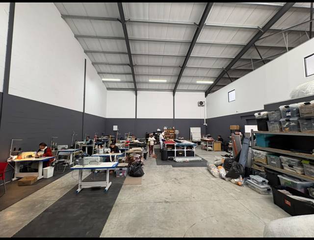 322M² WAREHOUSE TO LET IN FIRGROVE